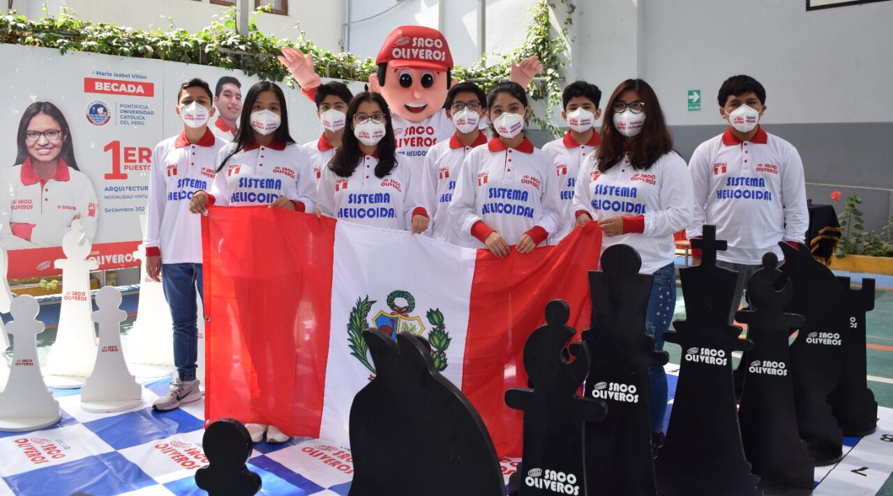 Delegación de estudiantes peruanos ubicó a nuestro país como el segundo mejor del mundo en ajedrez escolar. Torneo se realizó en Dubái.