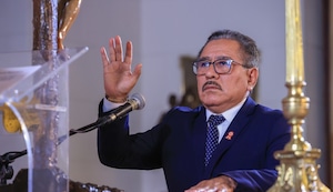 ¡Cambio en Educación! Jorge Marticorena juró como nuevo ministro tras la renuncia de María Esther Cuadros