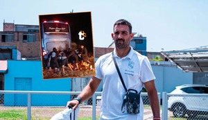 Sporting Cristal: Jugadores empujan bus para seguir su camino por caída del huaico | VIDEO
