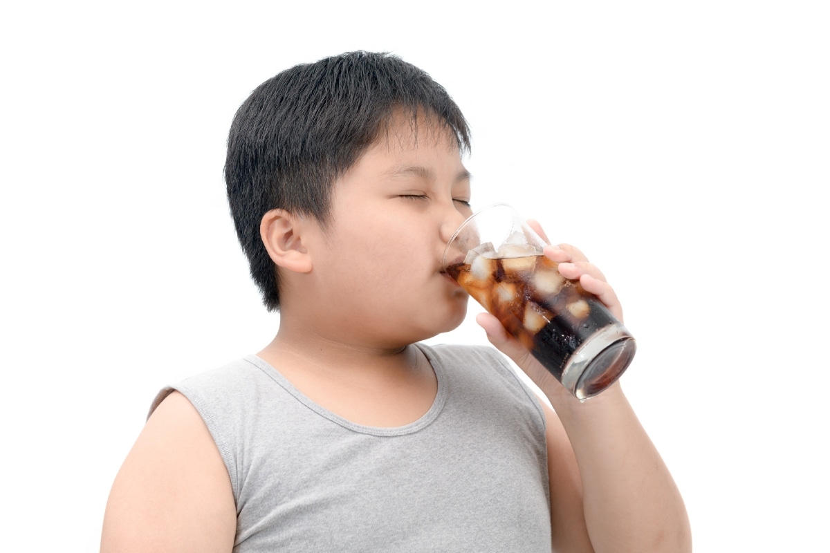 La obesidad infantil es un tema serio que puede traer múltiples enfermedades a futuro. Foto: Istock.