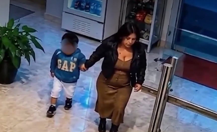 La última imagen que se tuvo de Zoila Castillo Chanduco y su hijo de 6 años. Ambos fueron encontrados sin vida. (Foto: Captura Latina Noticias)