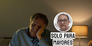 Si un adulto mayor no duerme lo suficiente, experimenta graves consecuencias físicas y cognitivas, incluyendo pérdida de memoria y confusión. Foto: composición/Istock