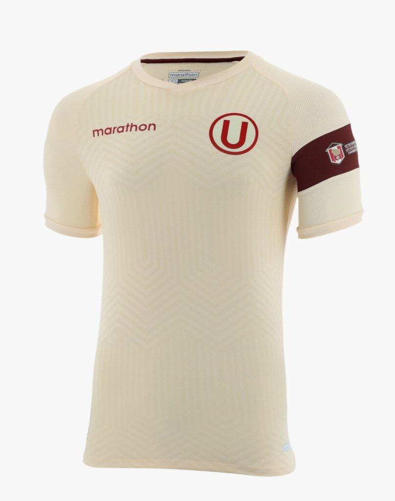 La nueva camiseta de Universitario en honor a Héctor Chumpitaz. (Foto: Marathon)