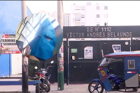 ¡Amenazan de muerte a director de colegio en La Victoria! Siete alumnos lo intimidaron con videos por imp...