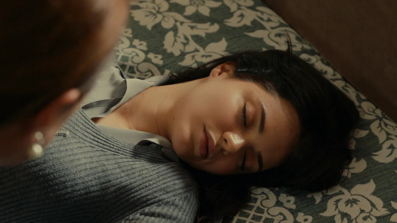 Züleyha intentará quitarse la vida cortándose las venas con una cuchilla (Foto: Tims & B Productions)