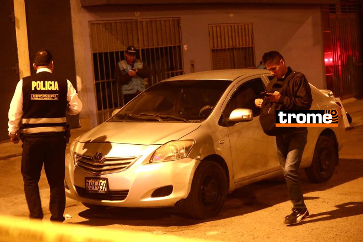 Uno de los tres delincuentes fue abatido por el policía. Foto: César Grados/@photo.gec