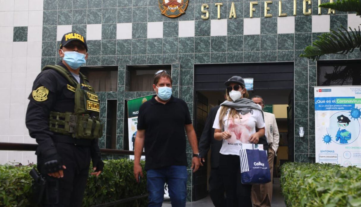 Así fue la salida de Sofía Franco de la comisaría tras protagonizar accidente de tránsito. (Foto Gonzalo Córdova/@photo.gec)