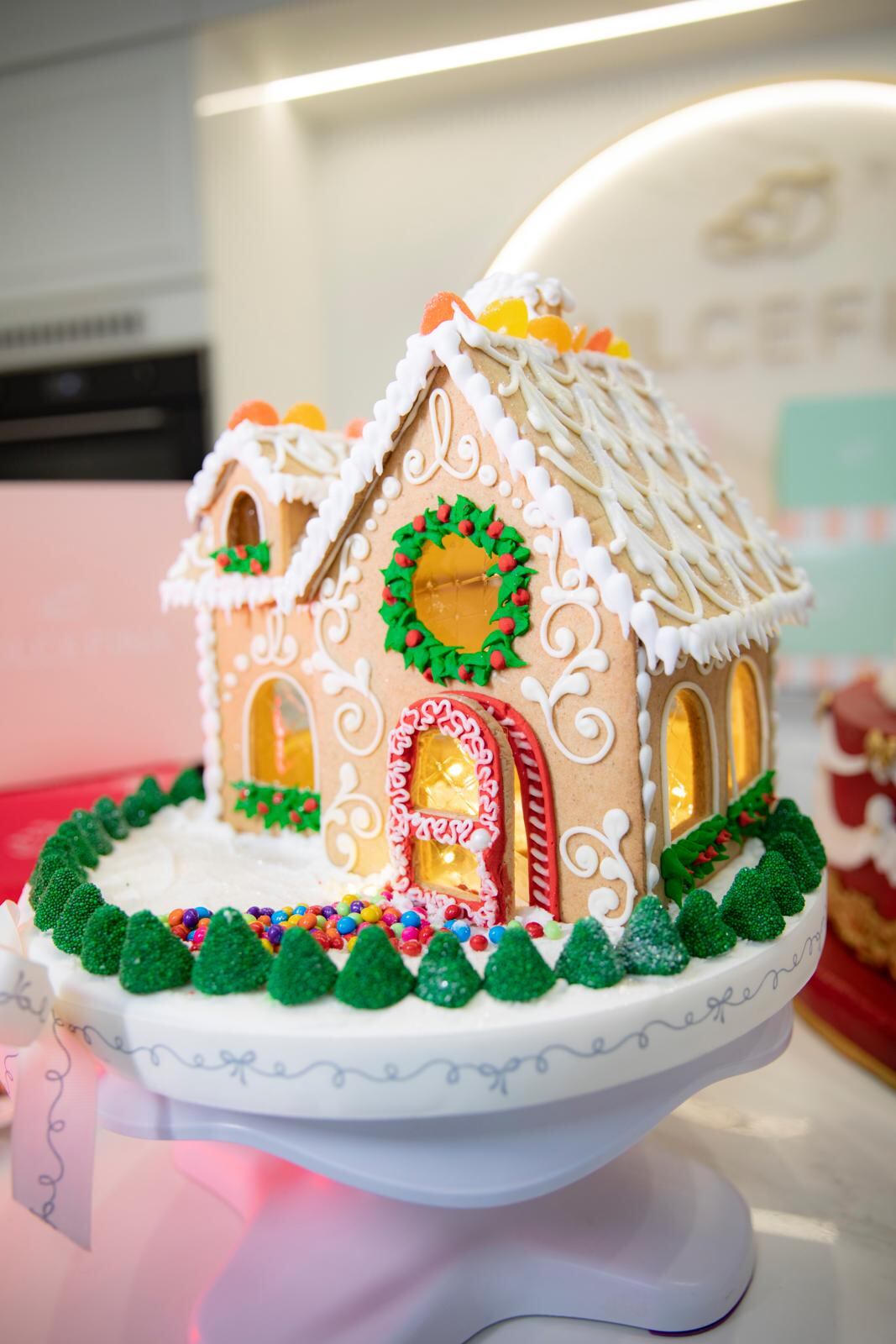Las casitas de jengibre están lista para que la armes en casa. Foto: Joel Alonzo.
