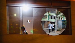 ¡Terror en Huaycán! Sicarios matan a dos hombres en bar clandestino y hieren a tres personas más