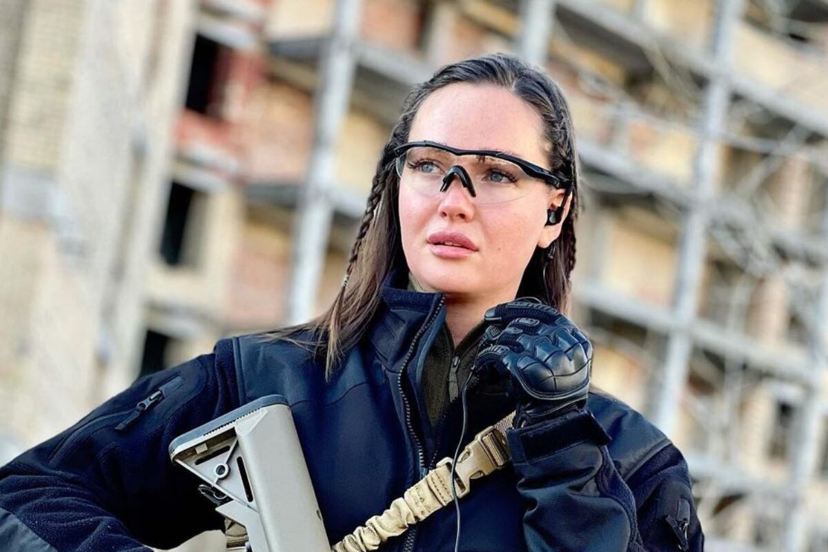 La ex Miss Ucrania contó por qué apareció en redes sociales vestida como militar (Foto: Anastasiia Lenna / Instagram)
