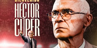 Universitario hizo oficial llegada de Héctor Cúper a la Liga1 (Foto: @Universitario)