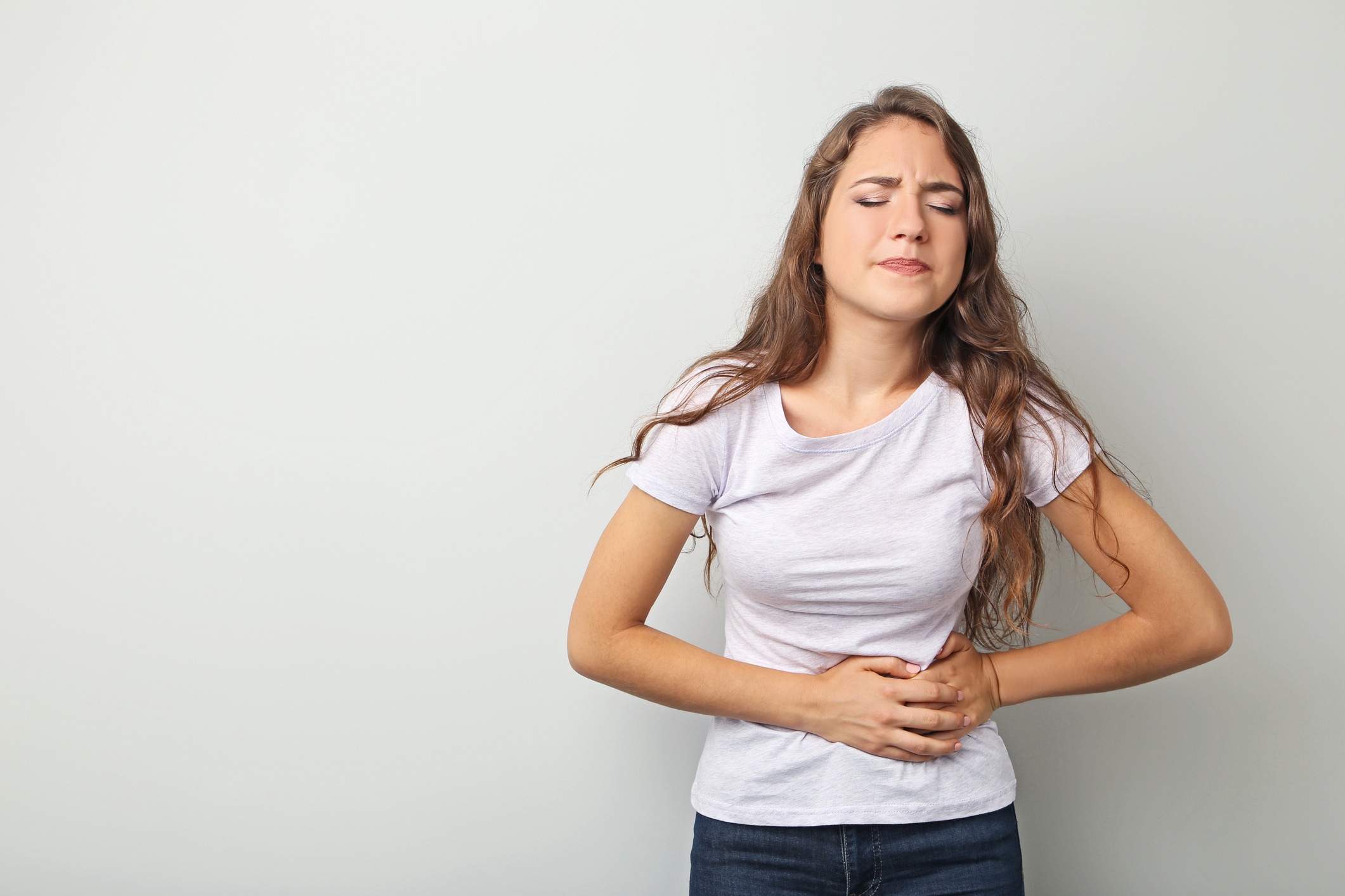 Los problemas de vesícula, sobre todo los cálculos biliares, son más frecuentes en mujeres. Factores como el embarazo, la obesidad y la edad aumentan el riesgo. Foto: Istock