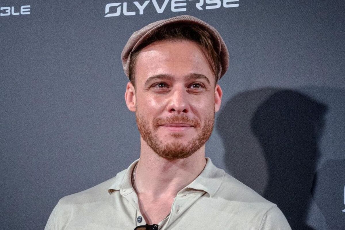 Kerem Bürsin es un actor turco de 35 años de edad, reconocido por haber actuado en "Love is in the air" (Foto: Krem Bürsin / Instagram)