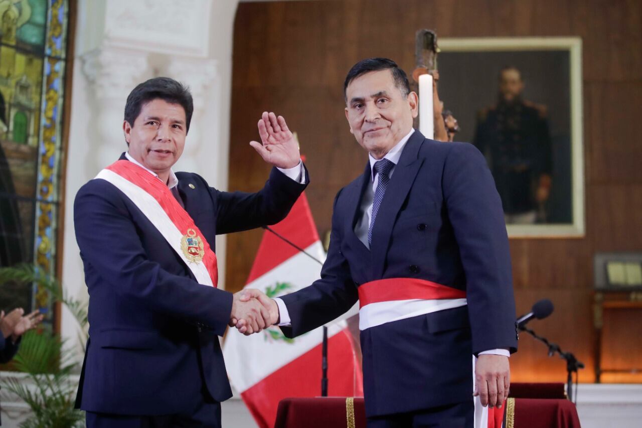 Richard Tineo Quispe, asumió como nuevo titular de Defensa en reemplazo de José Luis Gavidia. (Foto: Presidencia)