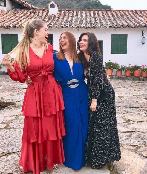 Ivette Cepeda siempre comparte fotos junto a sus hermanas (Foto: Instagram)