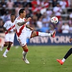 No es momento de disparar contra el DT, ni jugadores