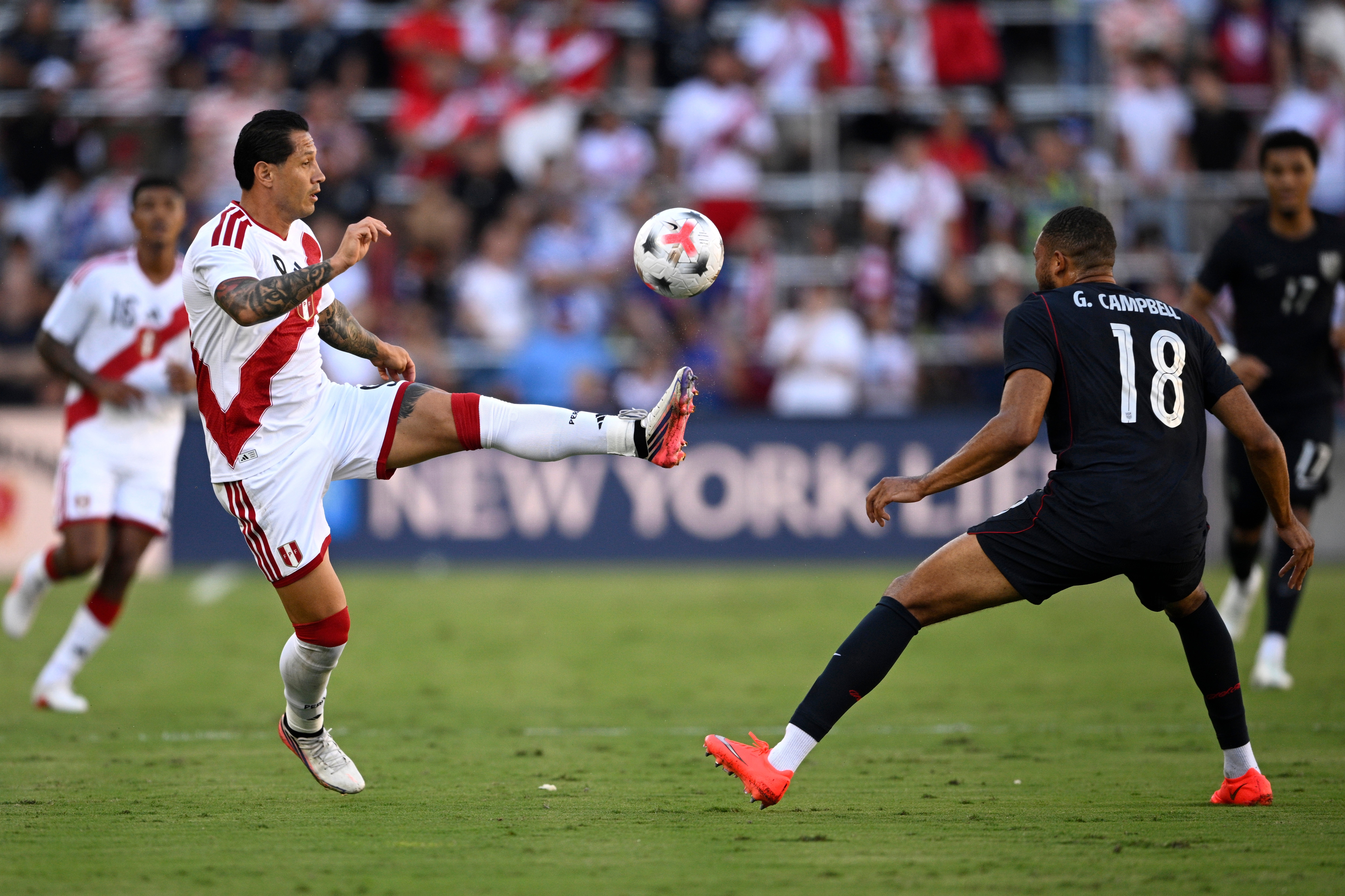 La selección peruana enfrentará a México el martes. (AP Photo/Phelan M. Ebenhack)