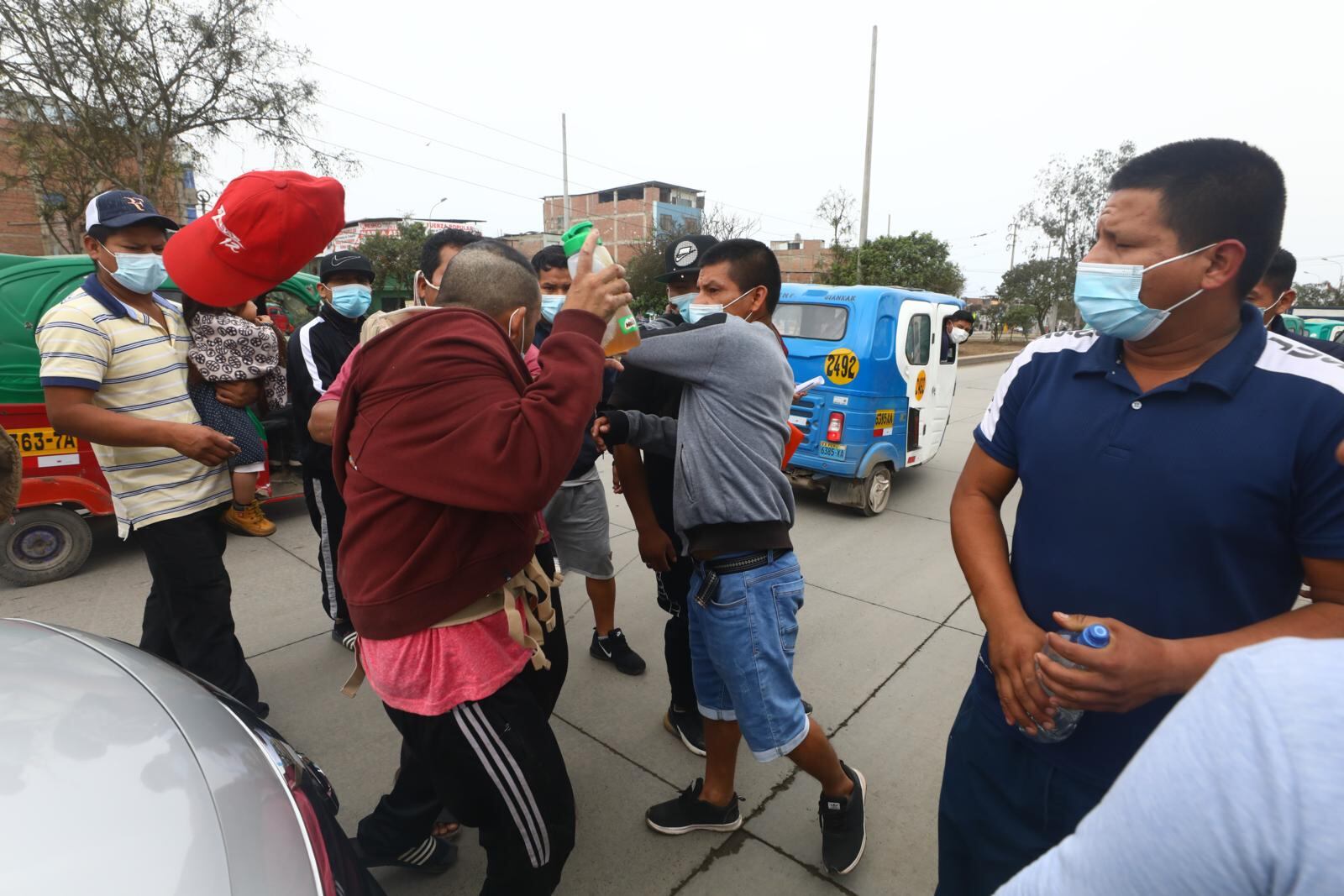 Hombre fue golpeado y acusado de amenazar a las testigos del homicidio. | Foto: Gonzalo Córdova