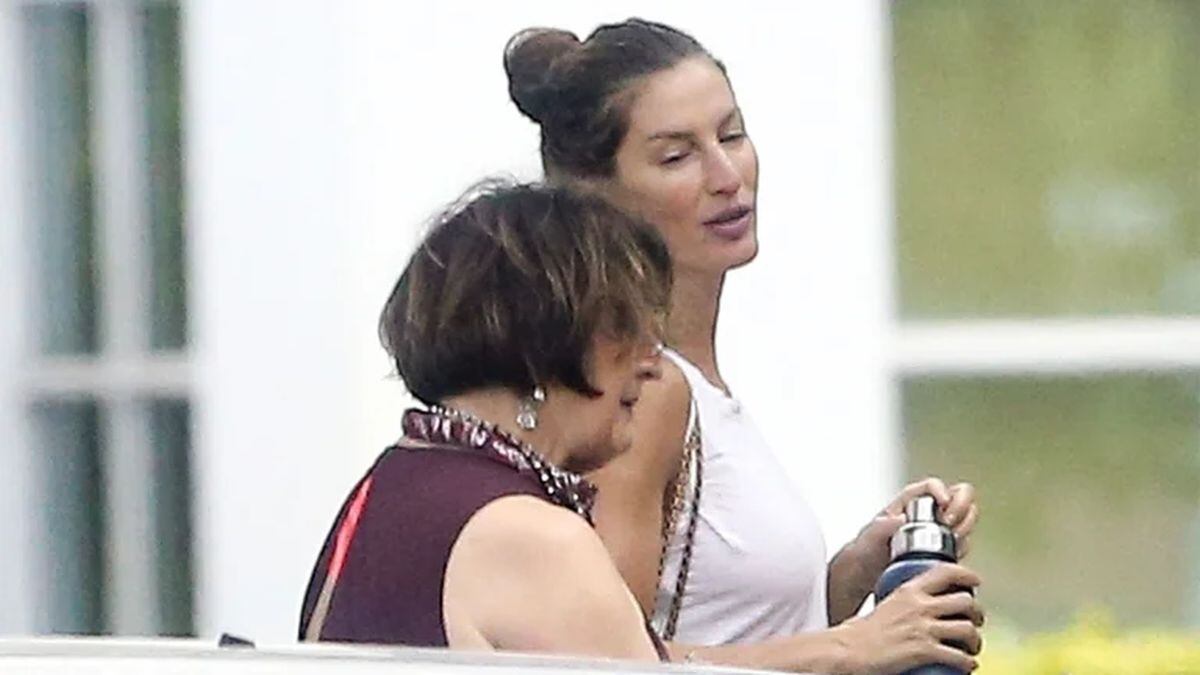 Ya no luce el anillo de casada (Foto: Backgrid)