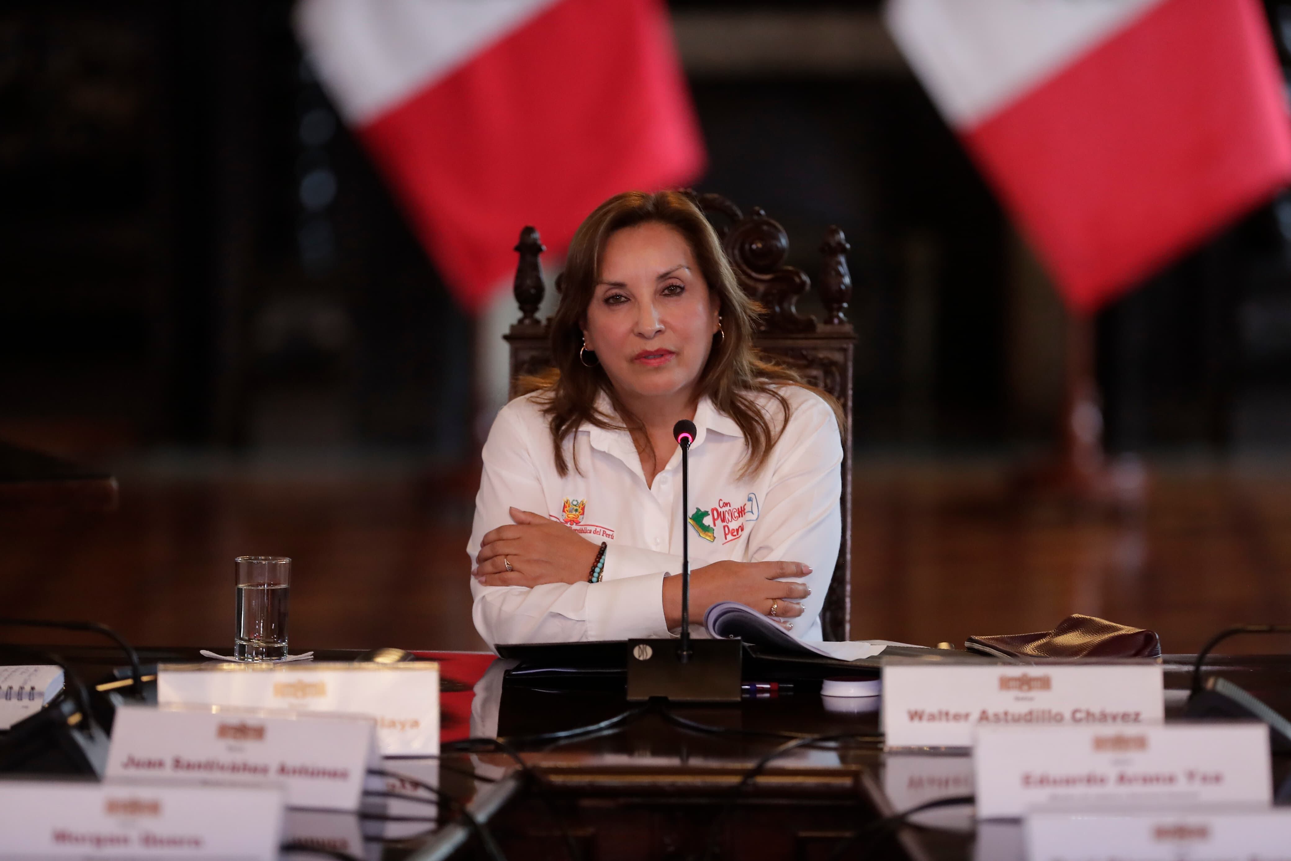 Dina Boluarte evitó responder en varias oportunidades sobre el uso del 'cofre'. (Foto: Hugo Pérez / @photo.gec)