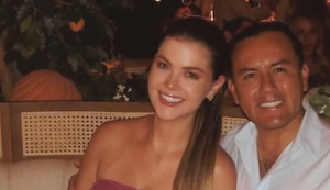 Brunella Horna le envió un romántico mensaje a Richard Acuña por sus ocho años de relación