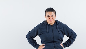 ¿Por qué las mujeres aumentan de peso cuando llega la menopausia? Consejos para estar en forma