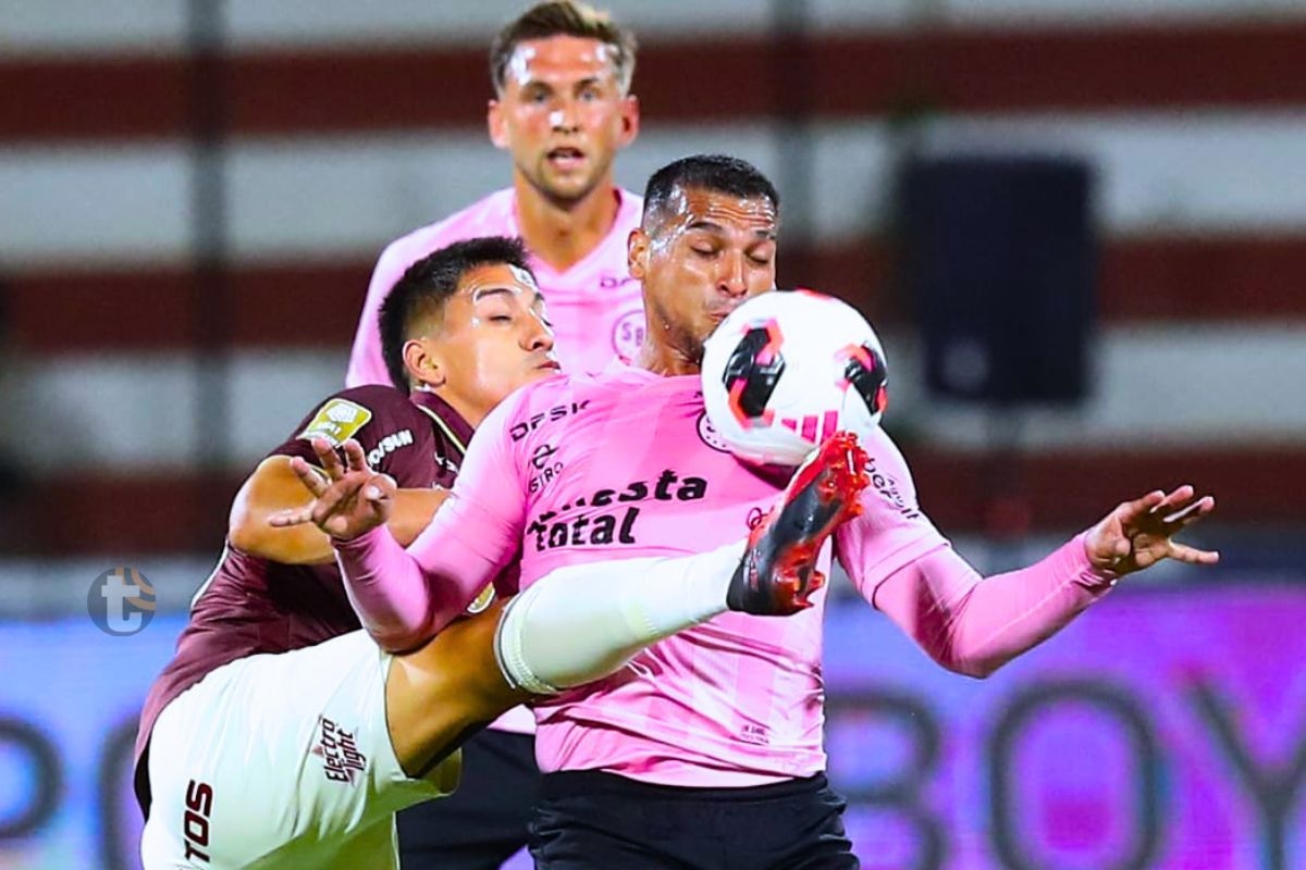 Cremas con un hombre menos, desde el primer minuto, enfentó a Sport Boys (Foto: GEC)
