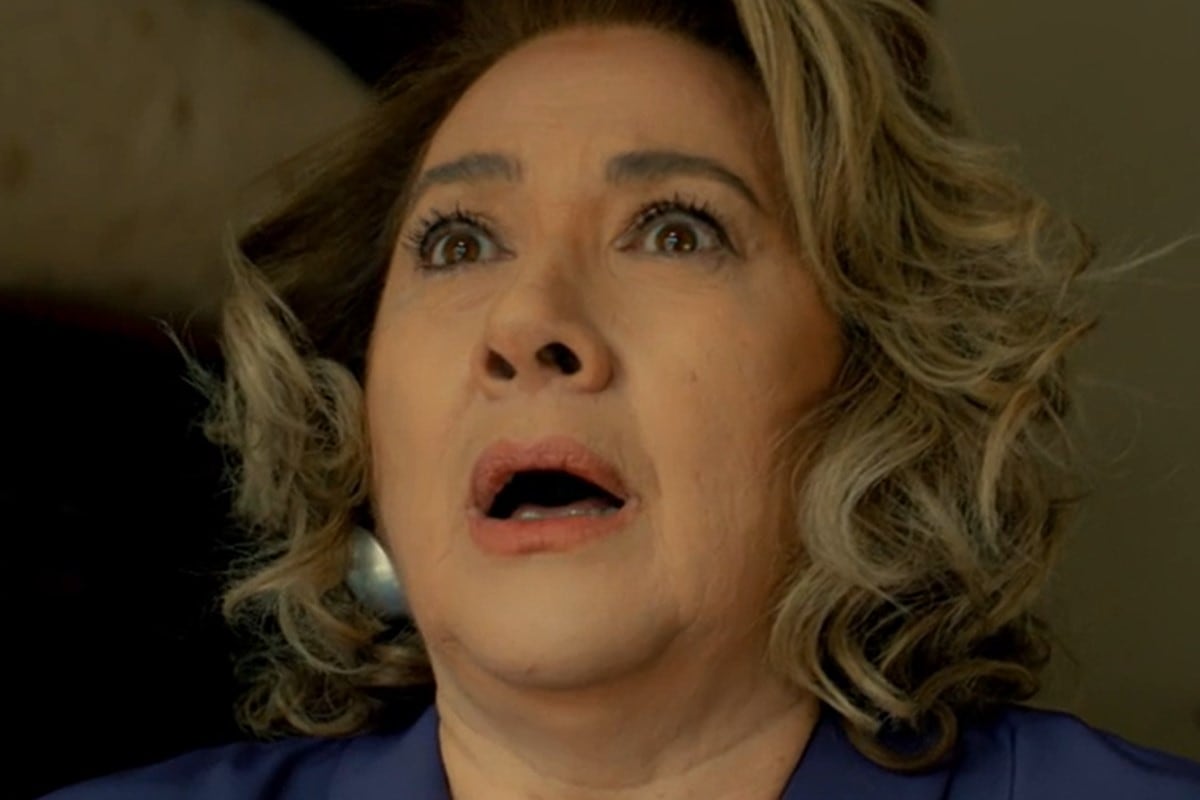 Lütfiye se entera de la verdadera identidad de Mehmet en la telenovela "Tierra amarga" (Foto: Tims & B Productions)