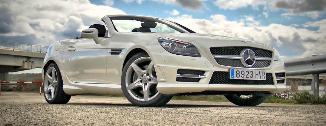 El Mercedes-Benz SLK 250 es uno de los deportivos de Shakira (Foto: Coches.com)