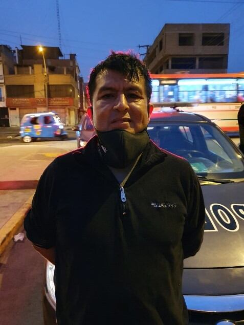 Detenidos formarían parte de banda que transporta droga a narcotraficantes. (PNP)