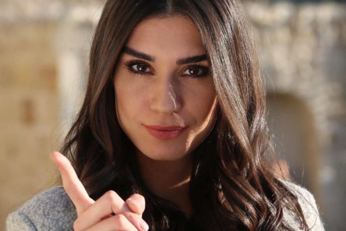 Burcu Kıratlı es Mavi Yılmaz en la telenovela turca “Entre el amor y el odio” (Foto: NTC Medya)