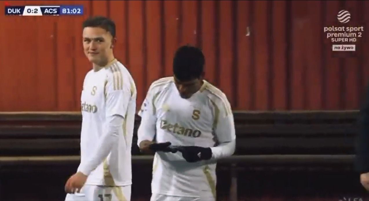 Oliver Sonne y Joao Grimaldo tuvieron un debut soñado en el Sparta Praga.