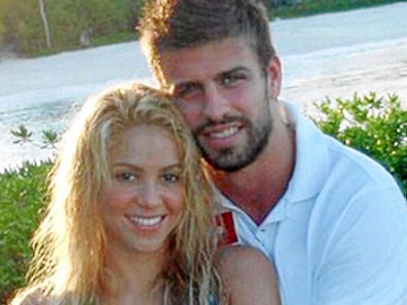 La fotografía con la que Shakira anunció su noviazgo con Gerard Piqué (Foto: Shakira / Twitter)