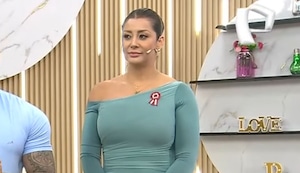 Karla aparece con los ojos hinchados y rumorean que estuvo llorando: Esto dijeron Christian Domínguez y Ric La Torre