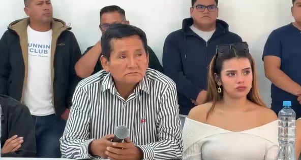 Conferencia de prensa de La Bella Luz