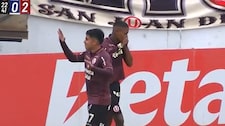 Andy Polo de cabeza pone el segundo de Universitario ante Alianza Atlético de Sullana | VIDEO