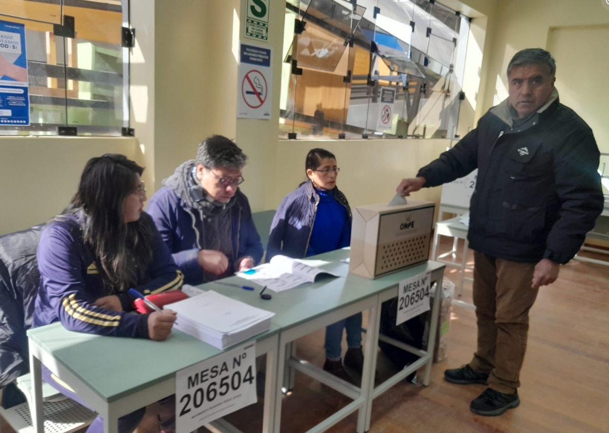En la ONPE solo se fue el nefasto Piero Corvetto y alguno más fue suspendido, pero los principales directivos continúan. (Foto: ONPE)