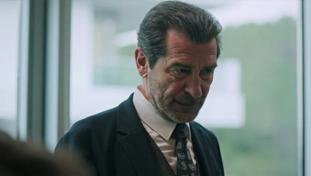 Yekta contra Ceylin en la telenovela turca "Secretos de familia" (Foto: Ay Yapım)