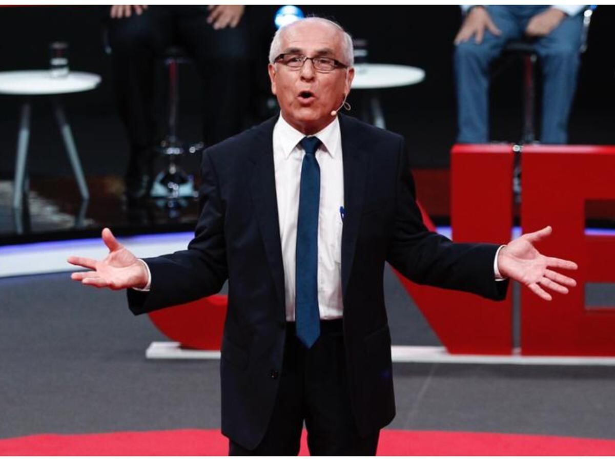 En una conferencia de prensa, el pasado 12 de junio, los abogados de Castillo dijeron que este dio el golpe de Estado porque estaba amenazado de muerte.