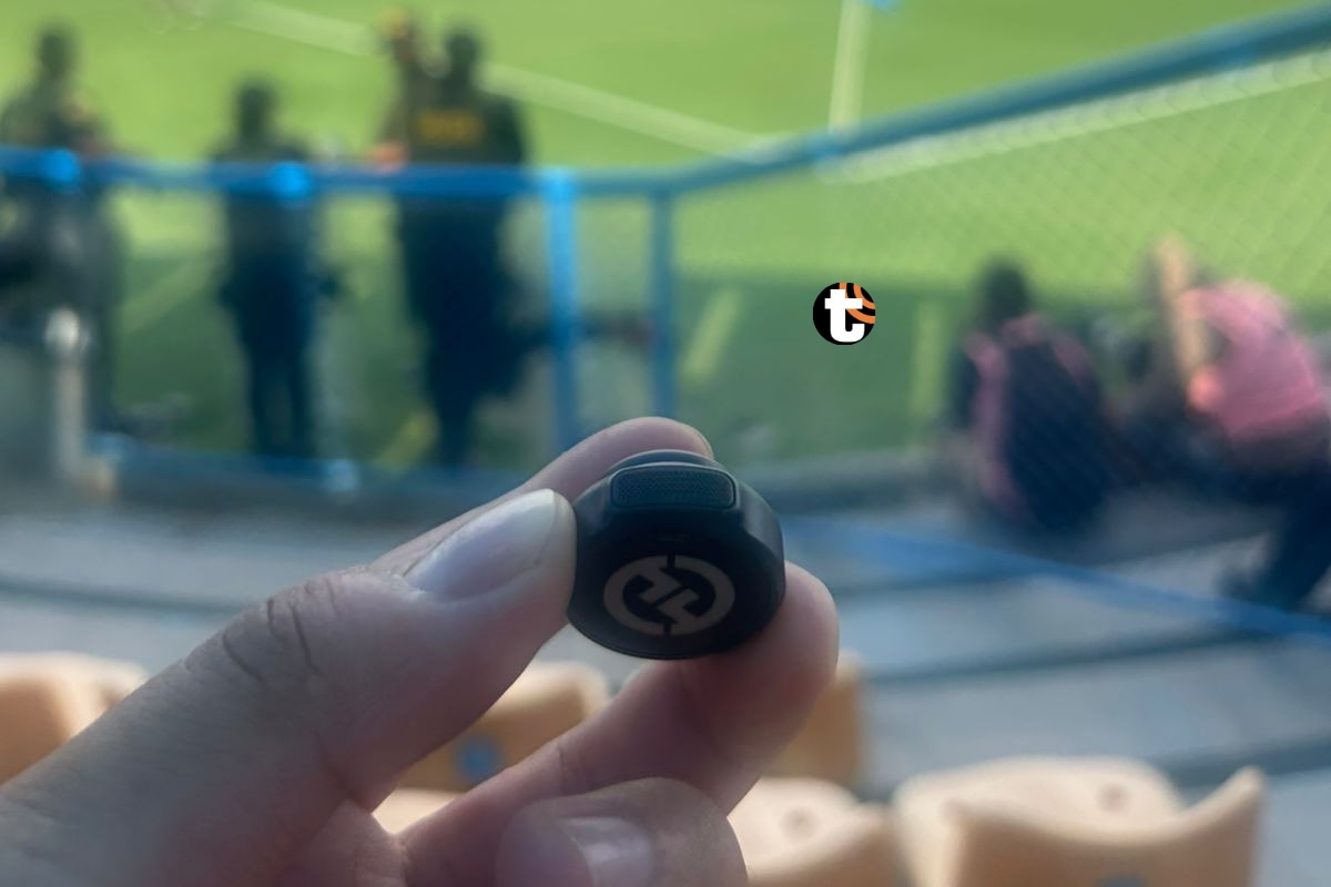 Hallaron micrófonos en palco crema en el Gallardo. Foto: X