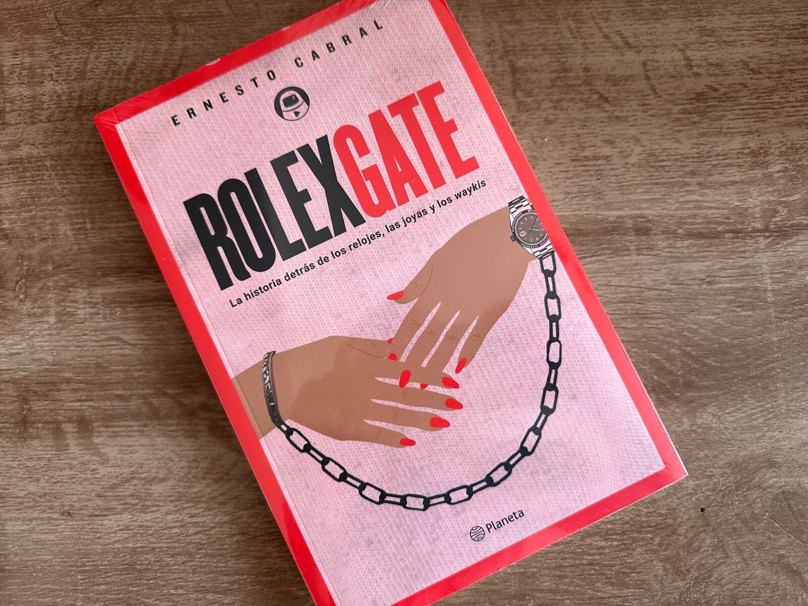 'Rolexgate', el libro de Ernesto Cabral, en el que detalla datos desconocidos de la personalidad de Dina Boluarte. (Foto. X)