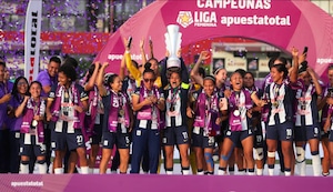 Alianza Lima CAMPEÓN de la Liga Femenina 2025: Empató 2-2 con Universitario y levantó la copa | VIDEO