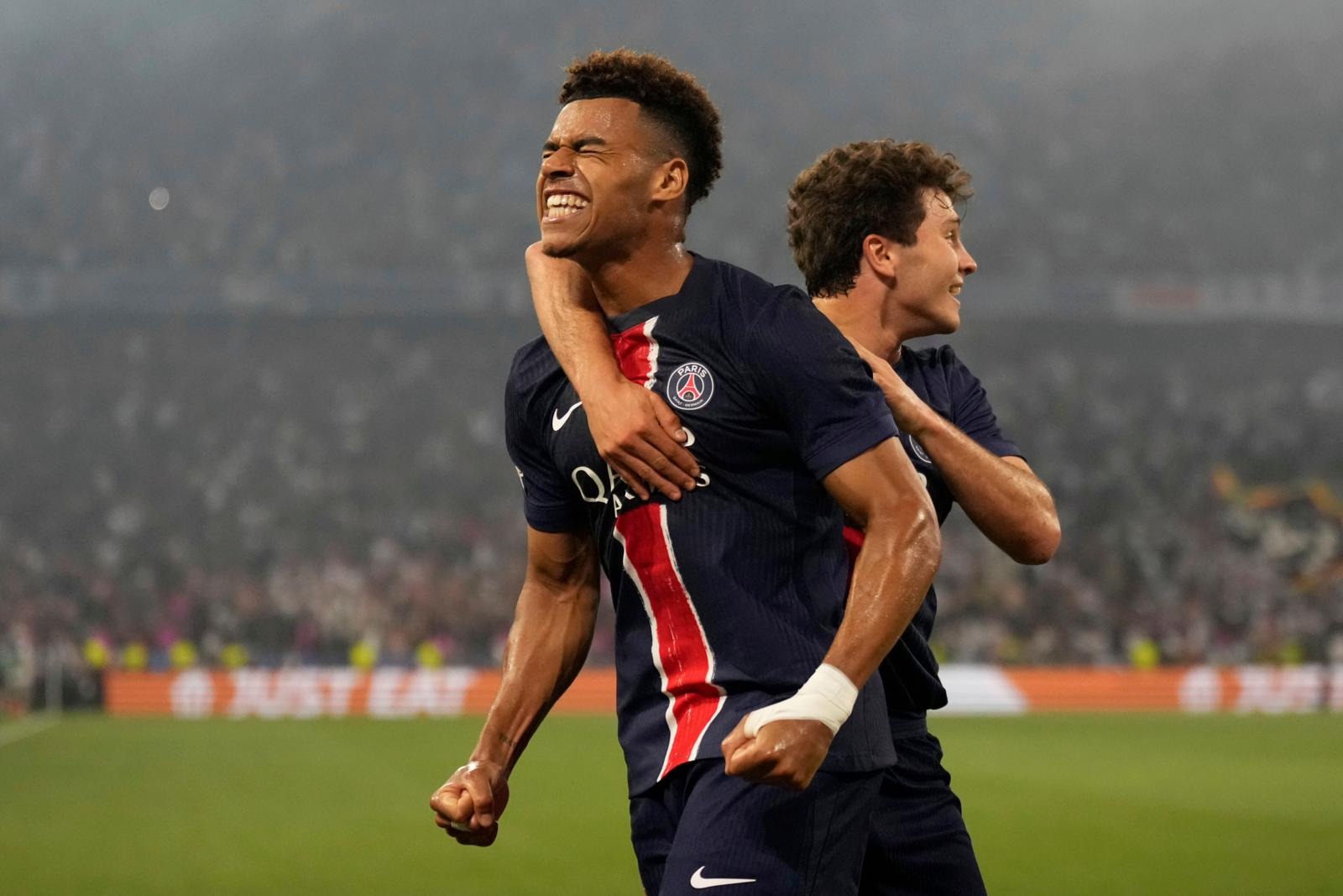 Desiré Doué marcó doblete en la final de la Champions League. (Foto: AP)