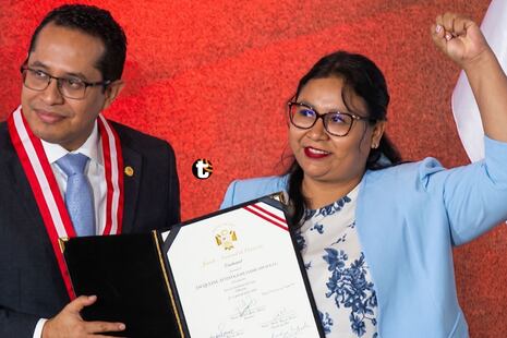 ¡Escándalo en el Congreso! Investigan a diputada electa de Juntos por el Perú por presunta firma y huella...