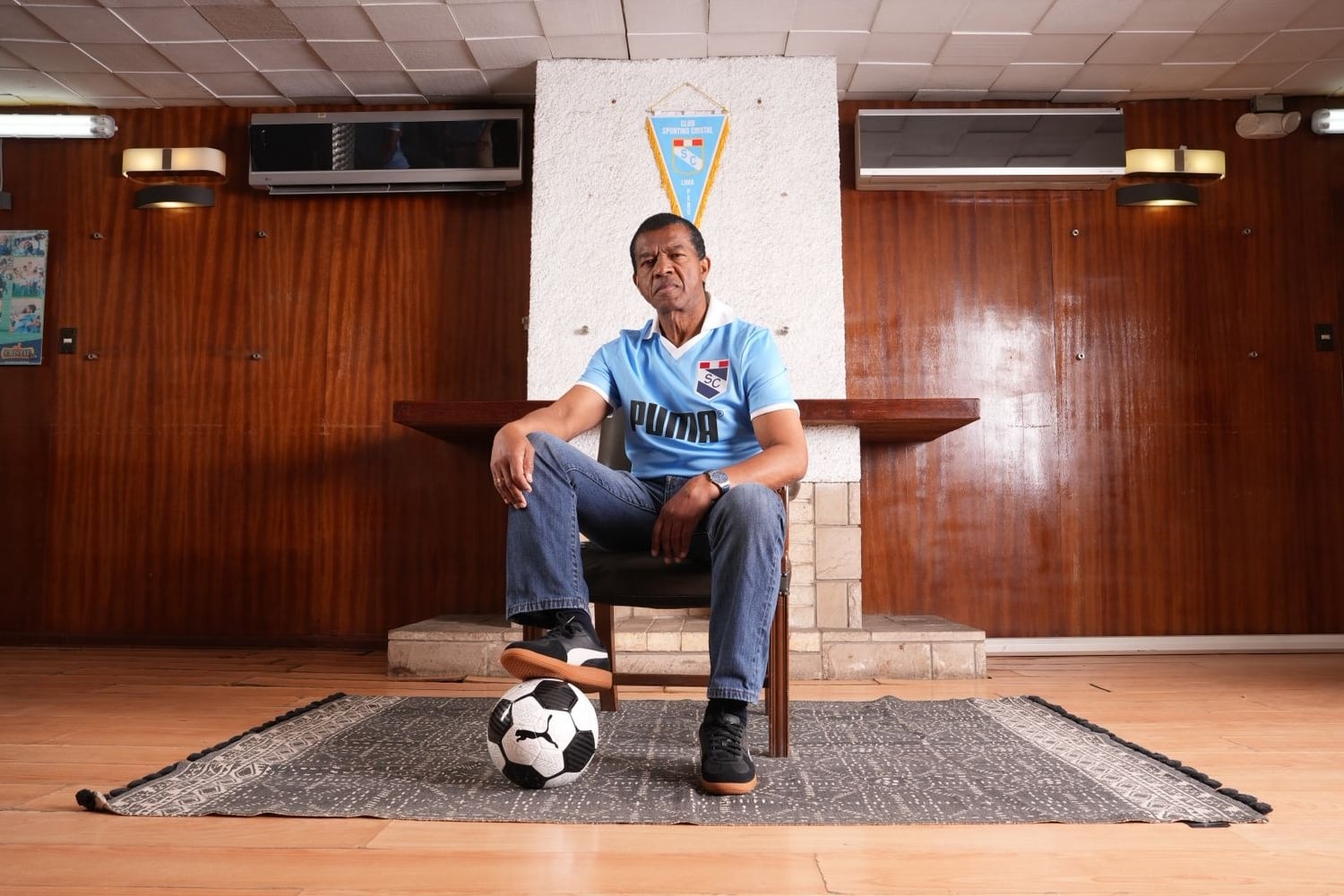 Uribe, mundialista en España 82, se formó como futbolista en Sporting Cristal, equipo en el que hizo su debut profesional. Hoy es la máxima autoridad deportiva del club: director general de fútbol. (FOTO: Sporting Cristal).