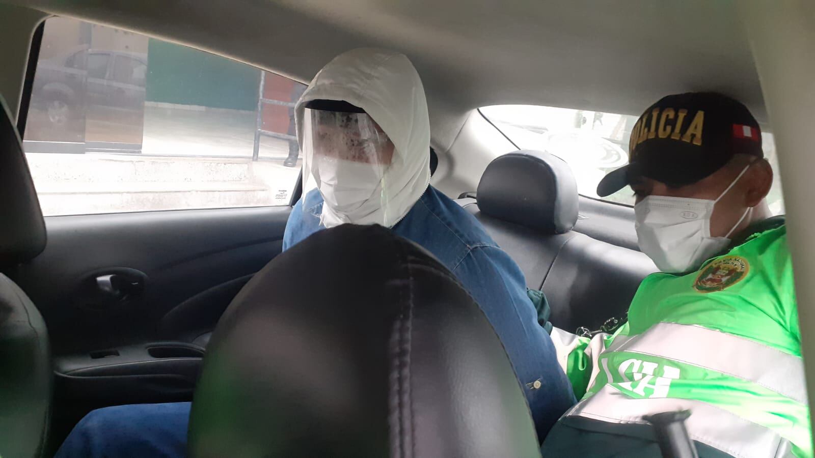 El joven vigilante particular, Jonattan Ricardo Inga Miranda (32), que hacía las veces de ‘Valet parking’ en el hotel ‘Wellspring’, fue asesinado de un balazo en el pecho por intentar defender a una joven que era agredida verbalmente por su pareja, un miembro de la policía, en Lince.