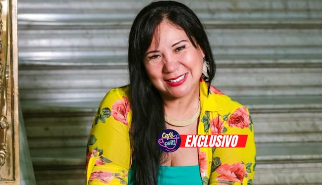 Giuliana Herrera en el Café con la Chevez