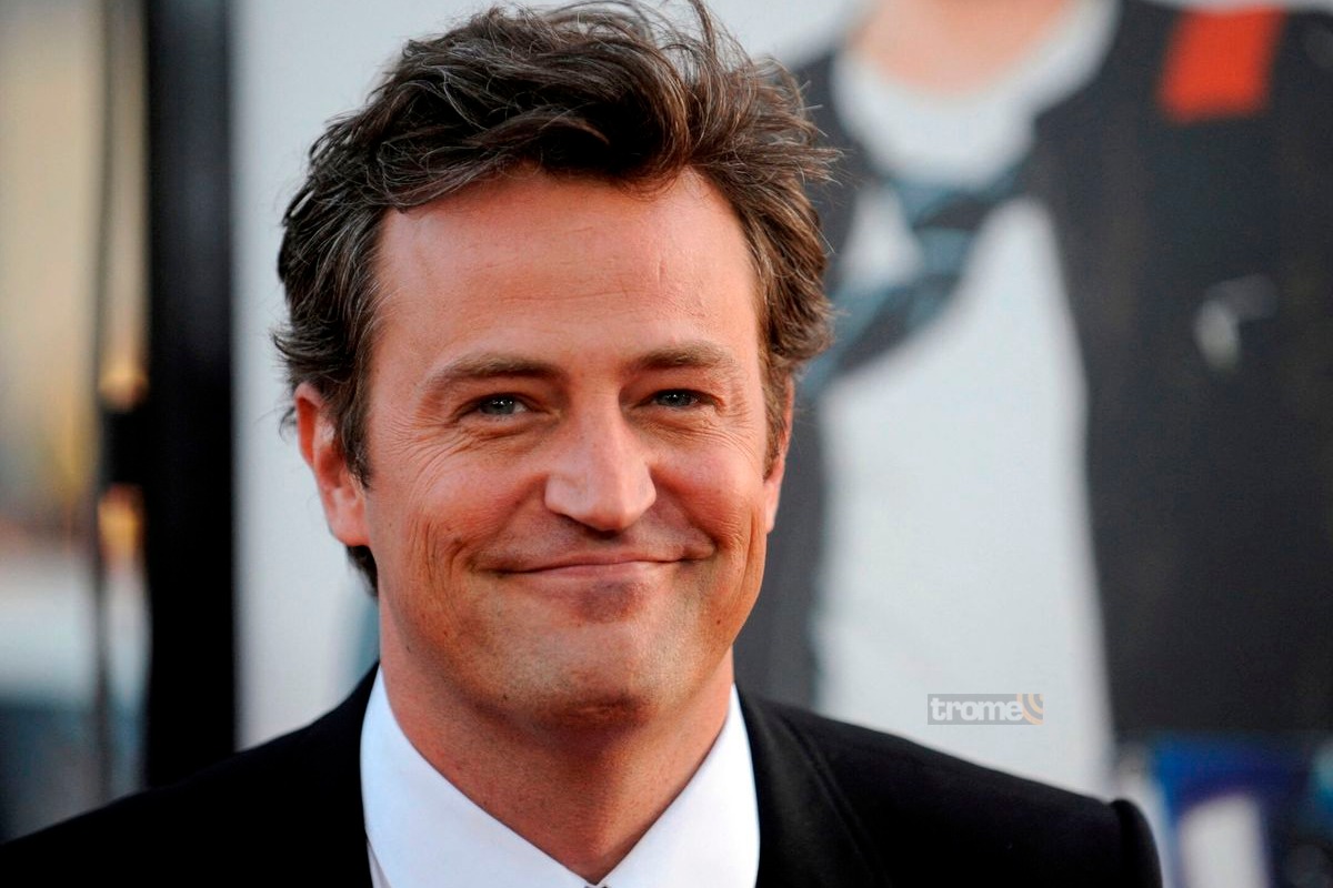 Matthew Perry fue encontrado muerto en su casa.