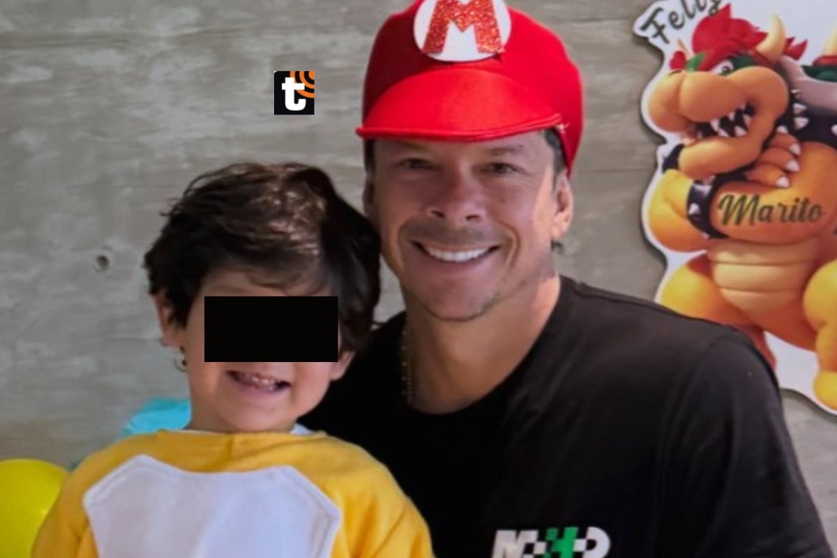 Mario Hart y su hijo con Lorina Rivadeneira.