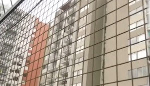 Comas: Detienen a niñera tras muerte de niña de 6 años que cayó de piso 16